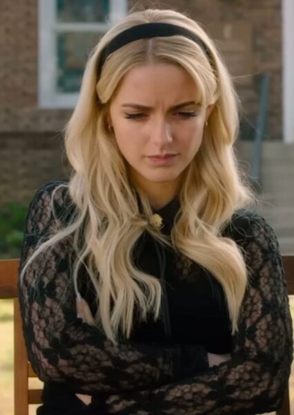 Mckenna Grace photo