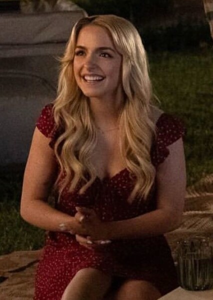 Mckenna Grace photo