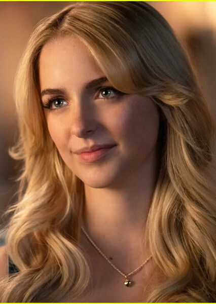 Mckenna Grace photo