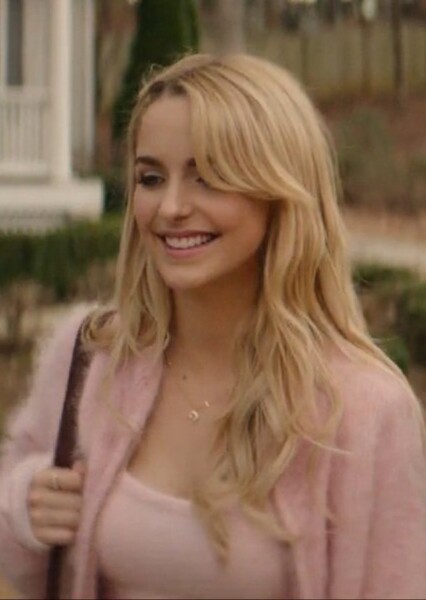 Mckenna Grace photo