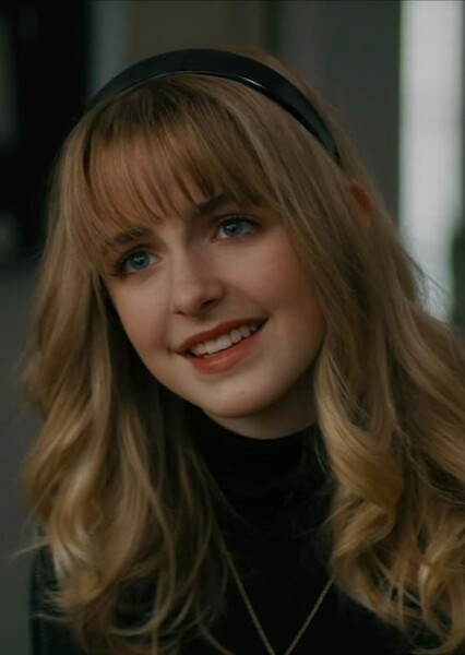Mckenna Grace photo