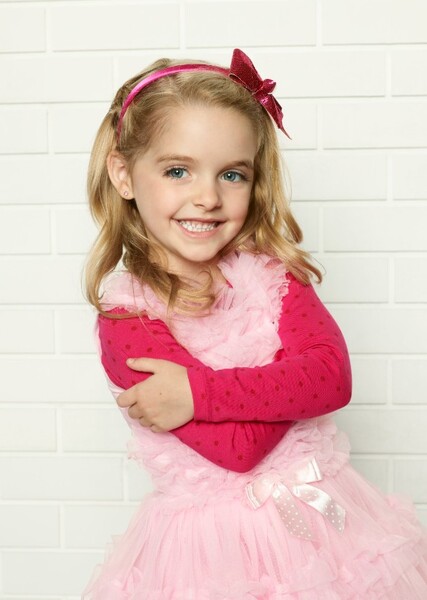 Mckenna Grace photo