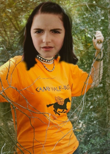 Mckenna Grace photo