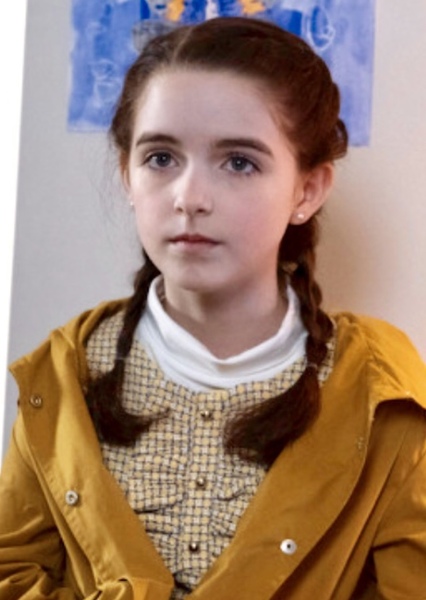 Mckenna Grace photo
