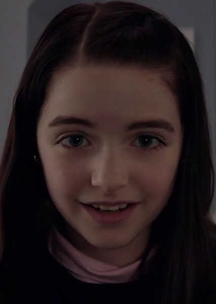 Mckenna Grace photo