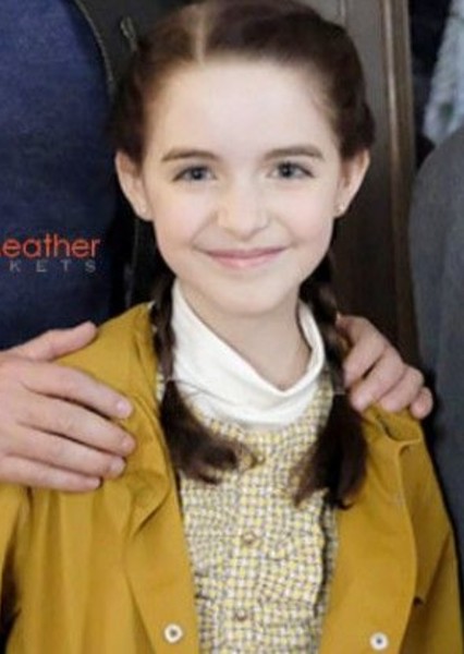 Mckenna Grace photo