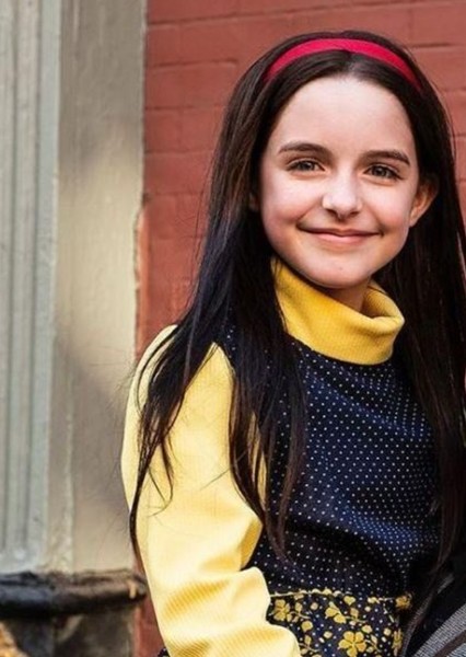 Mckenna Grace photo