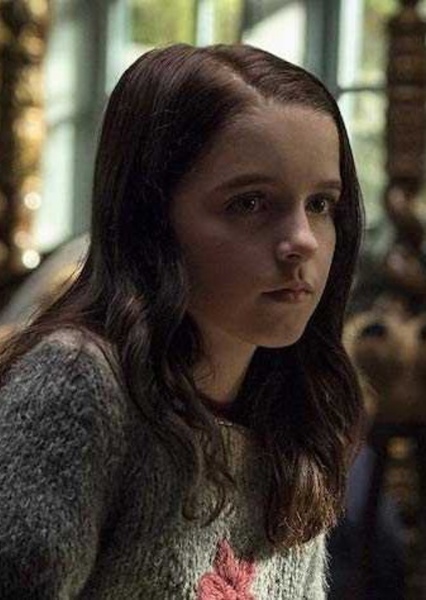 Mckenna Grace photo