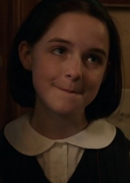 Mckenna Grace photo