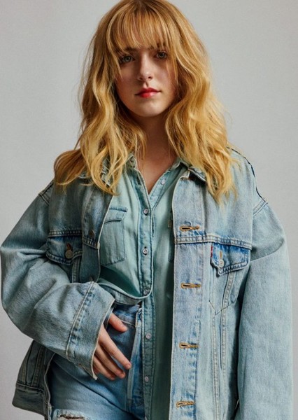 Mckenna Grace photo