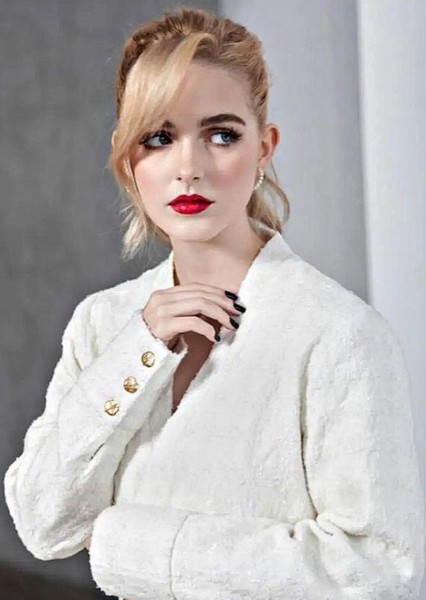 Mckenna Grace photo