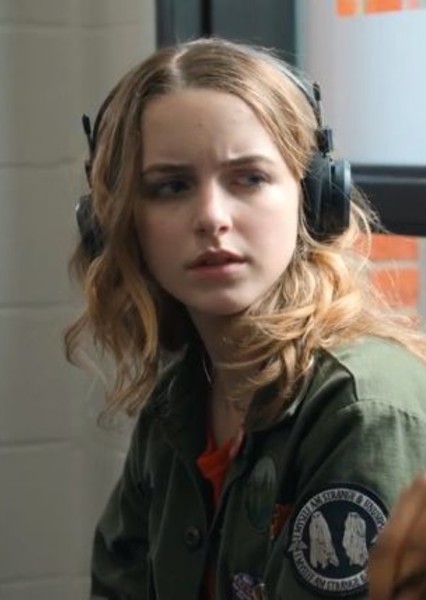 Mckenna Grace photo