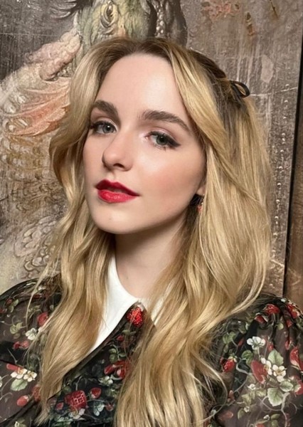 Mckenna Grace photo