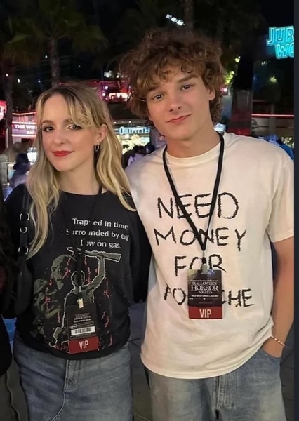 McKenna Grace and Mason Thames photo