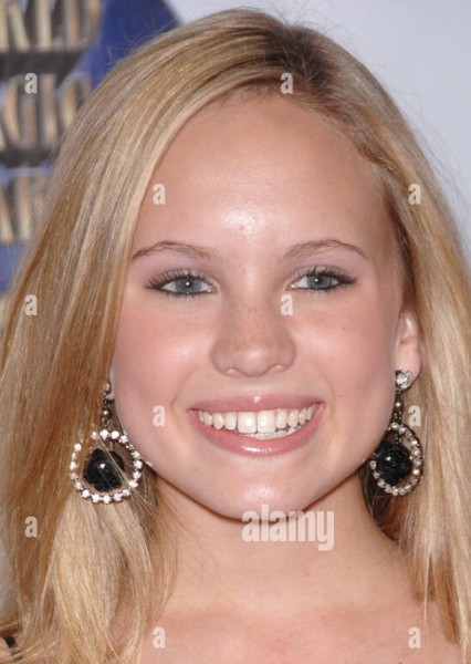 Meaghan Jette Martin photo