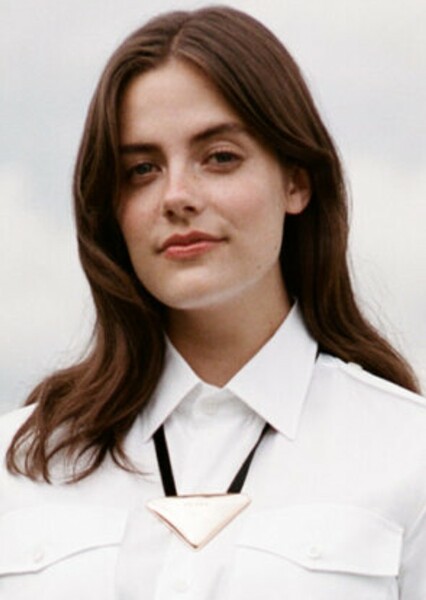 Meg Bellamy photo