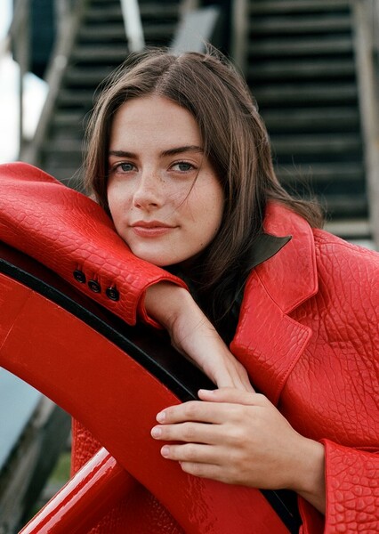 Meg Bellamy photo