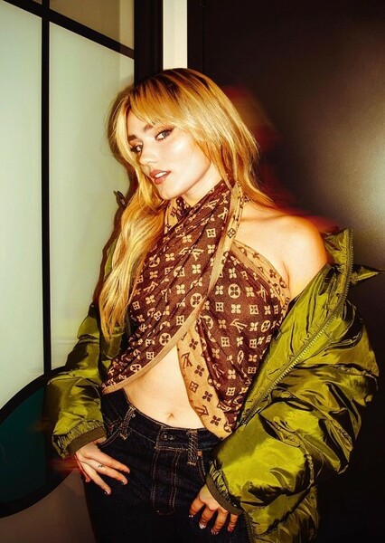 Thea Queen