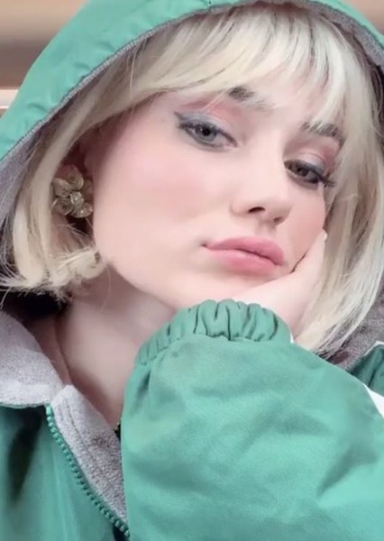 Meg Donnelly photo