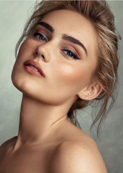 Meg Donnelly photo