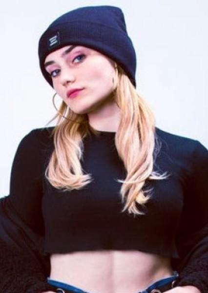 Meg Donnelly photo