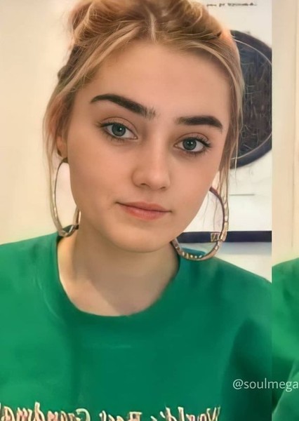 Meg Donnelly photo