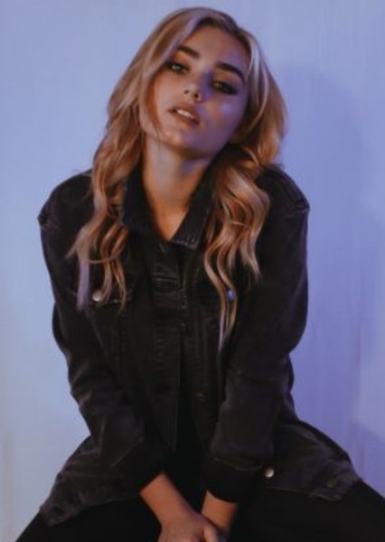 Meg Donnelly photo