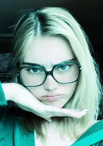 Meg Donnelly photo