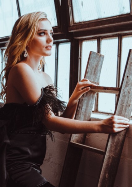 Meg Donnelly photo