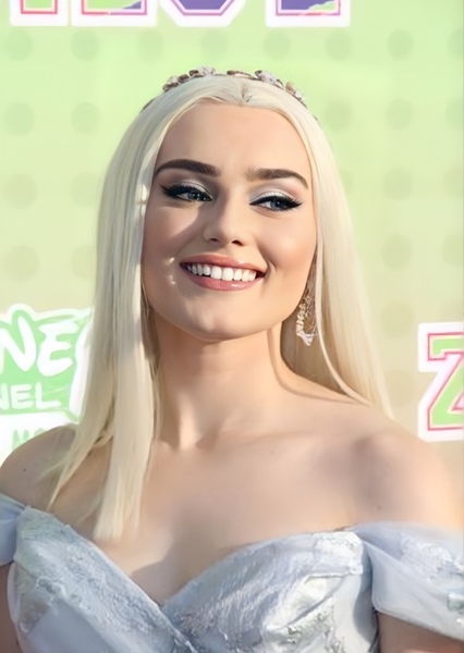 Meg Donnelly photo