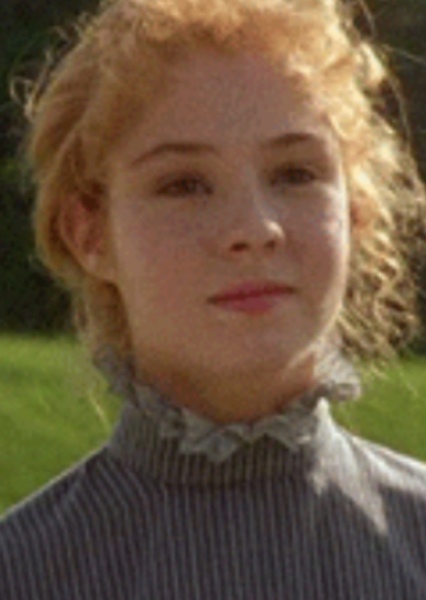 Megan Follows photo