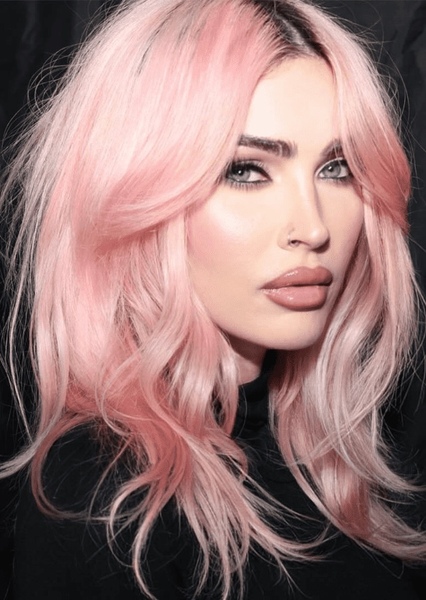 Megan Fox photo