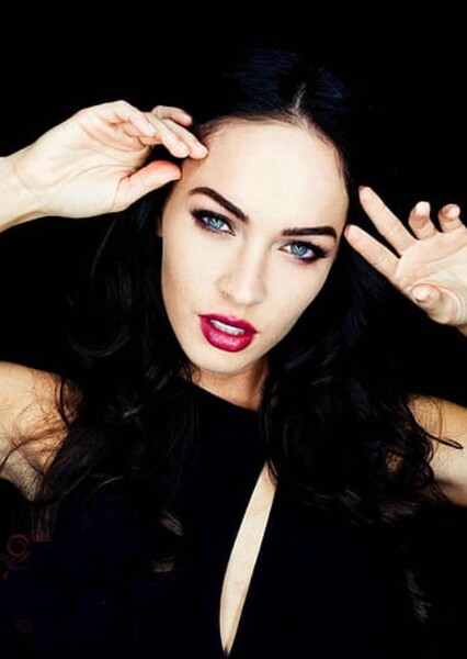 Megan Fox photo