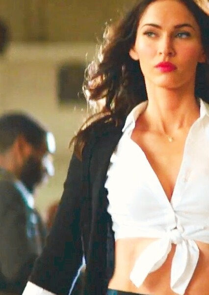Megan Fox photo