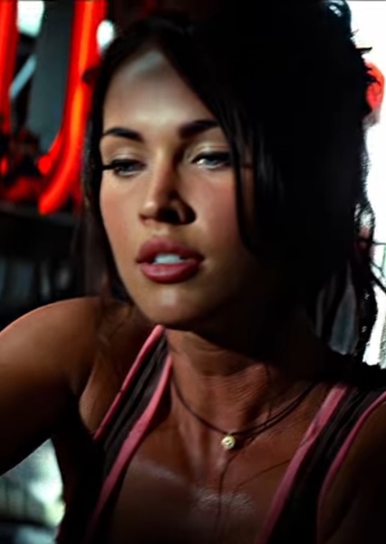 Megan Fox photo