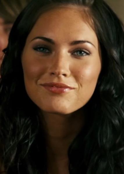 Megan Fox photo