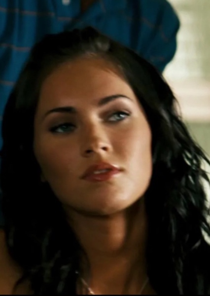 Megan Fox photo