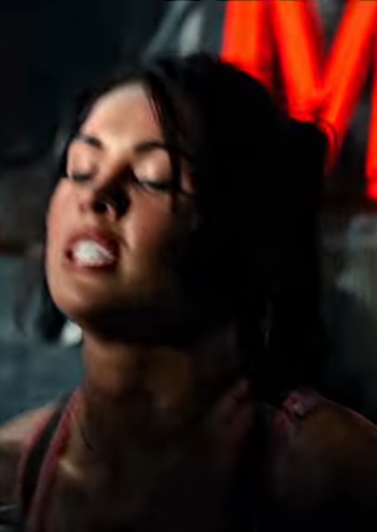 Megan Fox photo