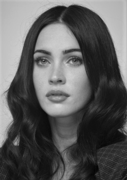 Megan Fox photo