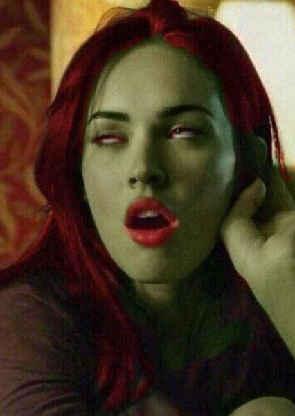 Megan Fox photo