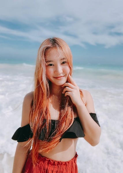 Megan Lee photo