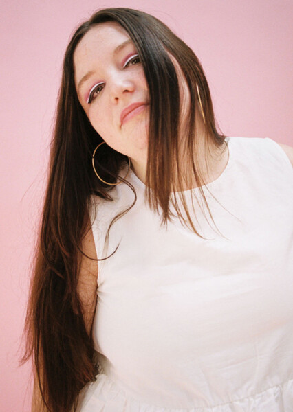 Megan Stalter photo