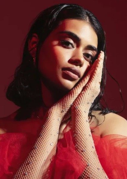 Megan Suri photo
