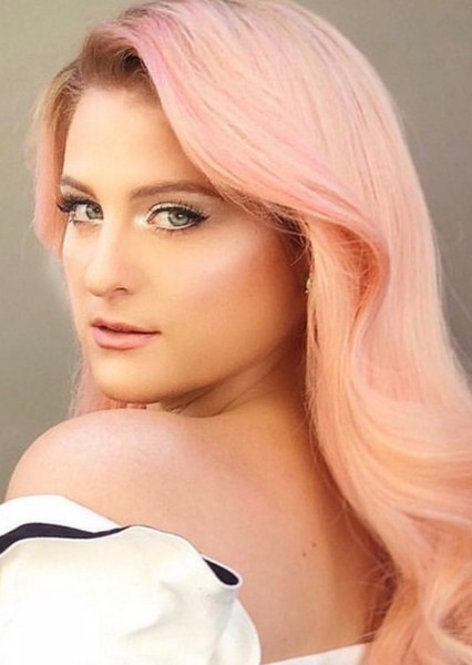 Meghan Trainor photo