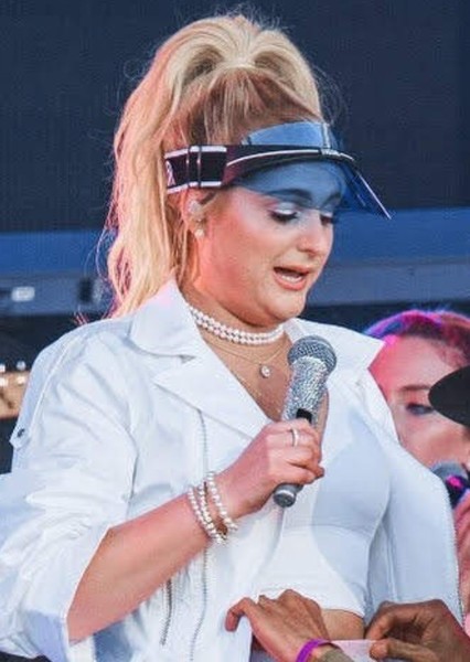 Meghan Trainor photo