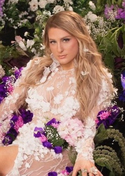 Meghan Trainor photo