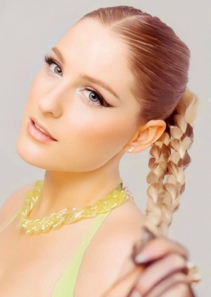 Meghan Trainor photo