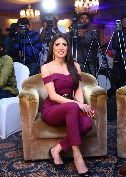 Mehwish Hayat photo