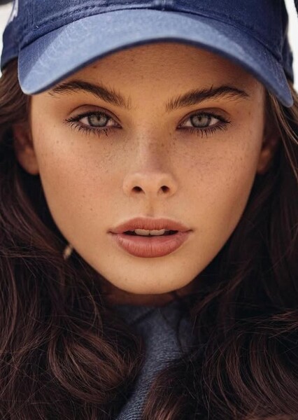 Meika Woollard photo