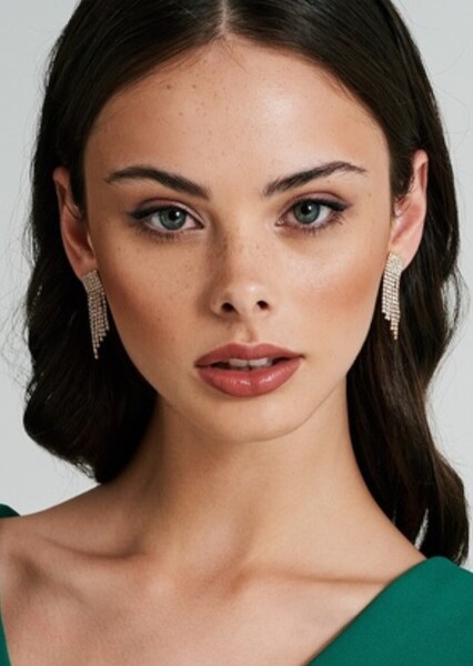 Meika Woollard photo